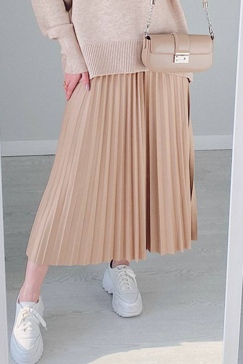 Beautifully Finished Garment in a Timeless Design