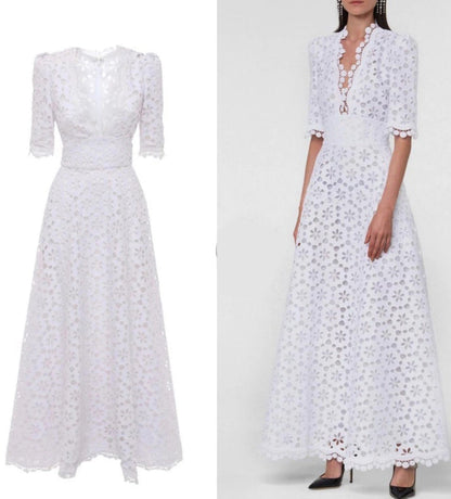 Classic Vintage Dress with a Flattering Fit