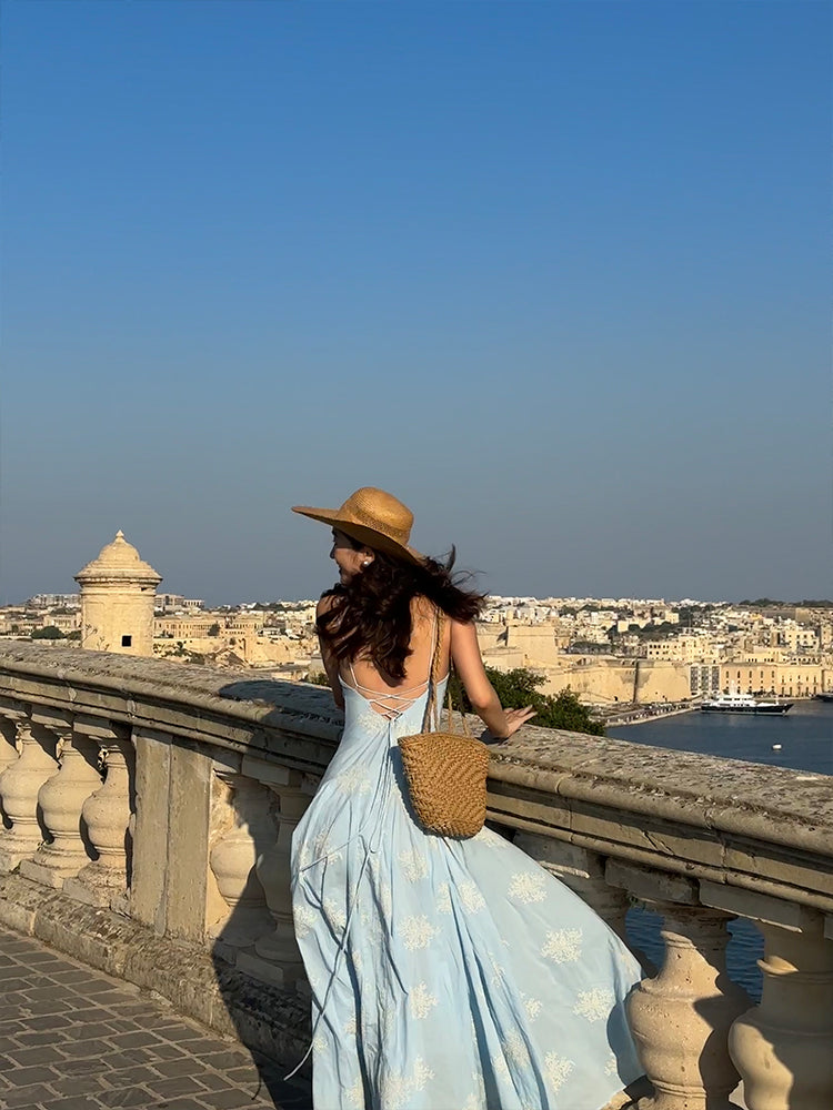 Classic Vintage & Enduringly Stylish Dress