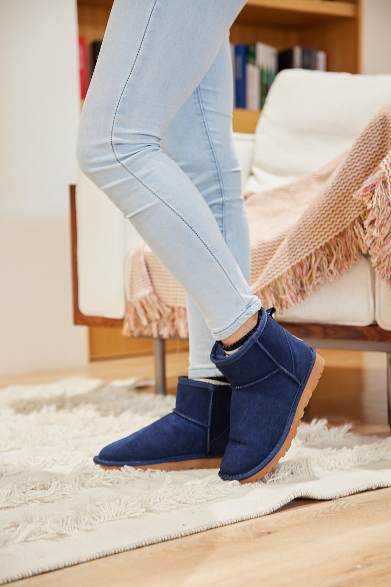 Beautifully Finished Boots in a Timeless Design