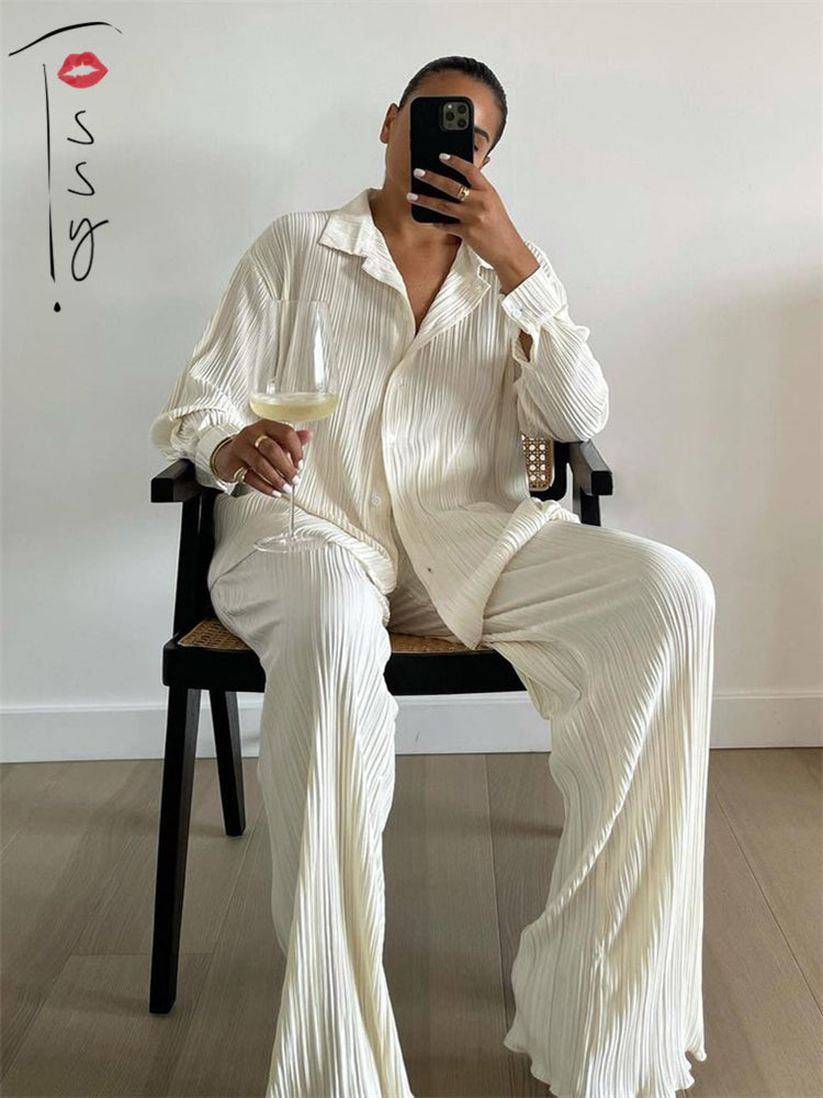 Sophisticated Shirt with a Clean Classic Look