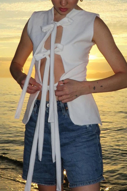 Well Tailored Top with a Graceful Silhouette