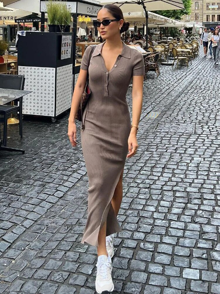 Gracefully Styled Dress for Any Occasion