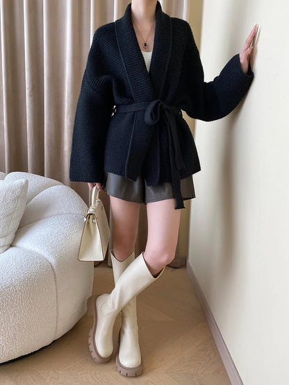 Gracefully Styled Cardigan for Any Occasion