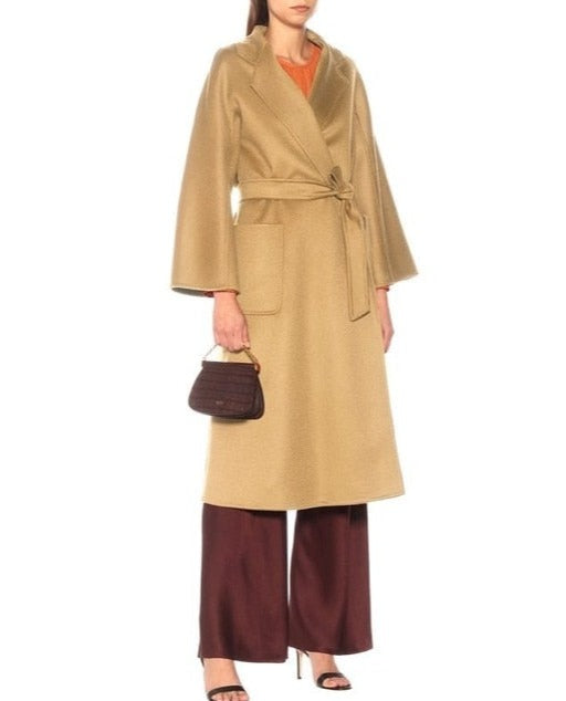 Beautifully Crafted Coat in a Classic Style