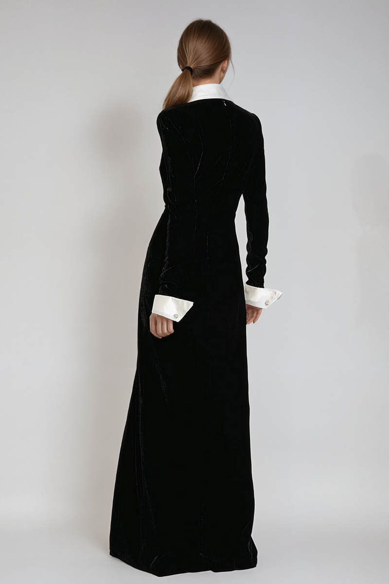Sophisticated Dress with a Clean Classic Look