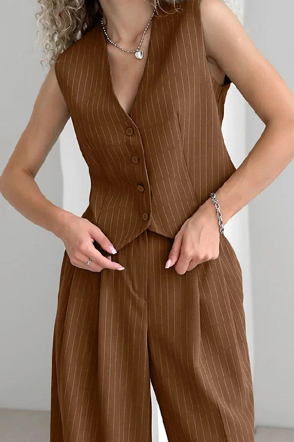 Well Tailored Garment with a Graceful Silhouette
