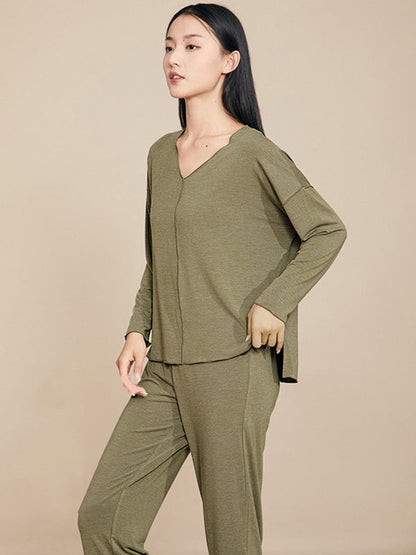 Beautifully Finished Garment in a Timeless Design