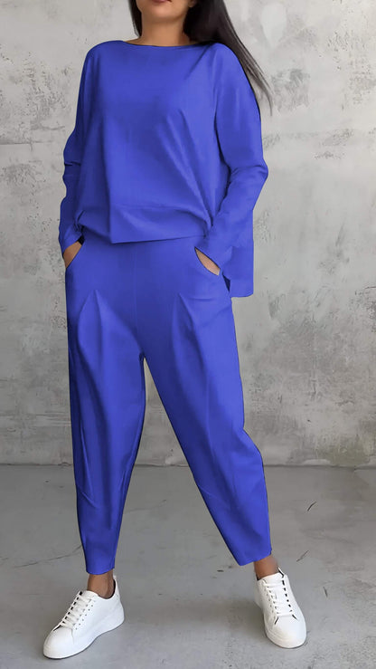 Effortlessly Elegant Garment with a Timeless Design