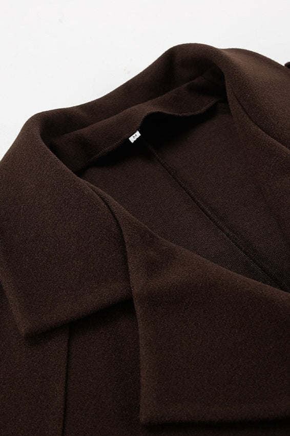 Sophisticated Jacket with a Clean Classic Look
