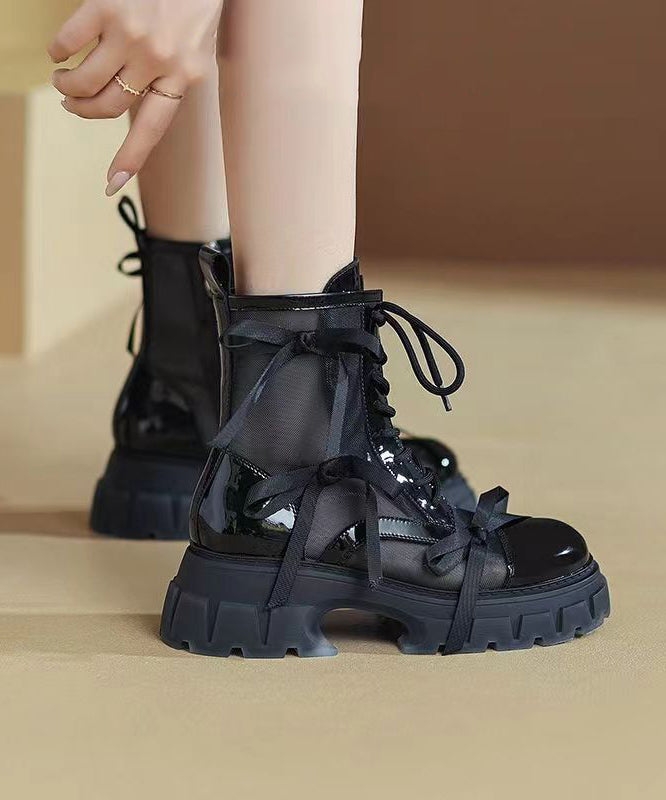Beautifully Finished Boots in a Timeless Design