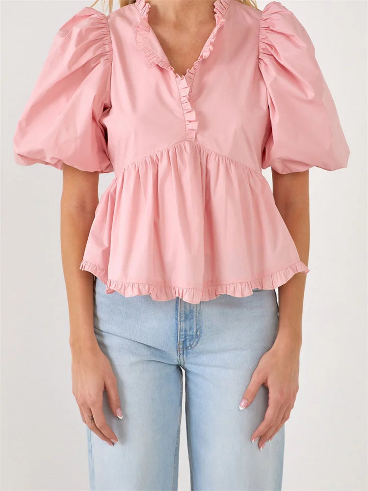 Beautifully Crafted Blouse in a Classic Style