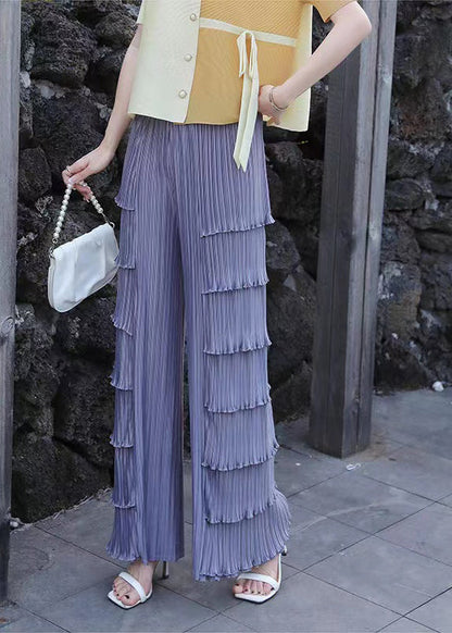 Classic Vintage Pants with a Flattering Fit