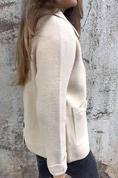 Effortlessly Elegant Garment with a Timeless Design