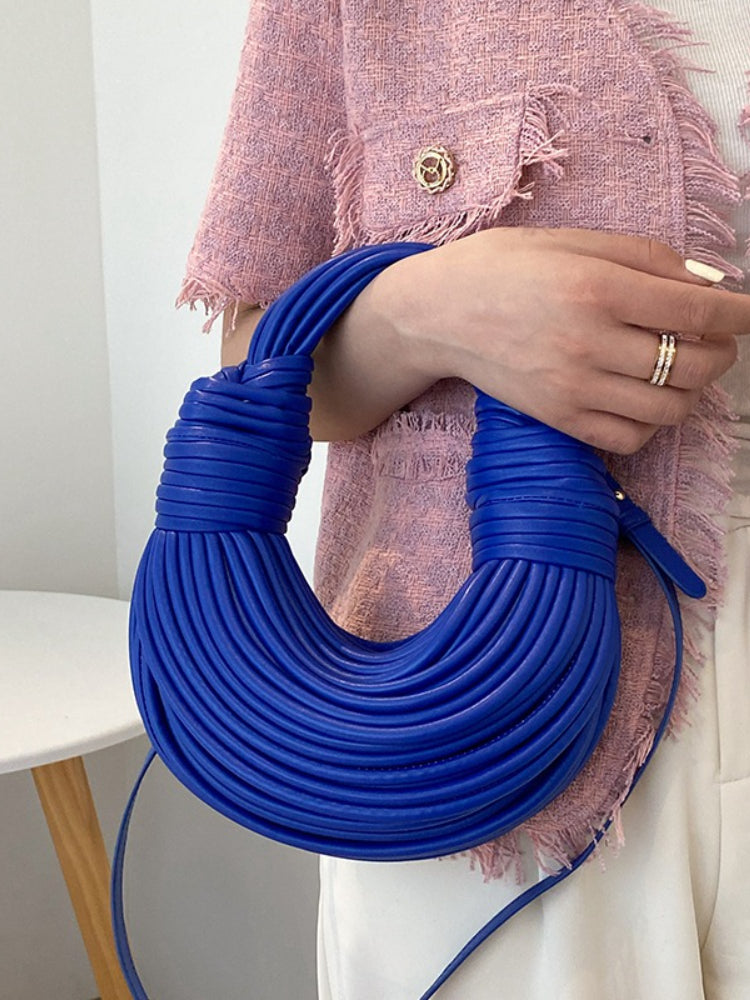 Gracefully Styled Bag for Any Occasion