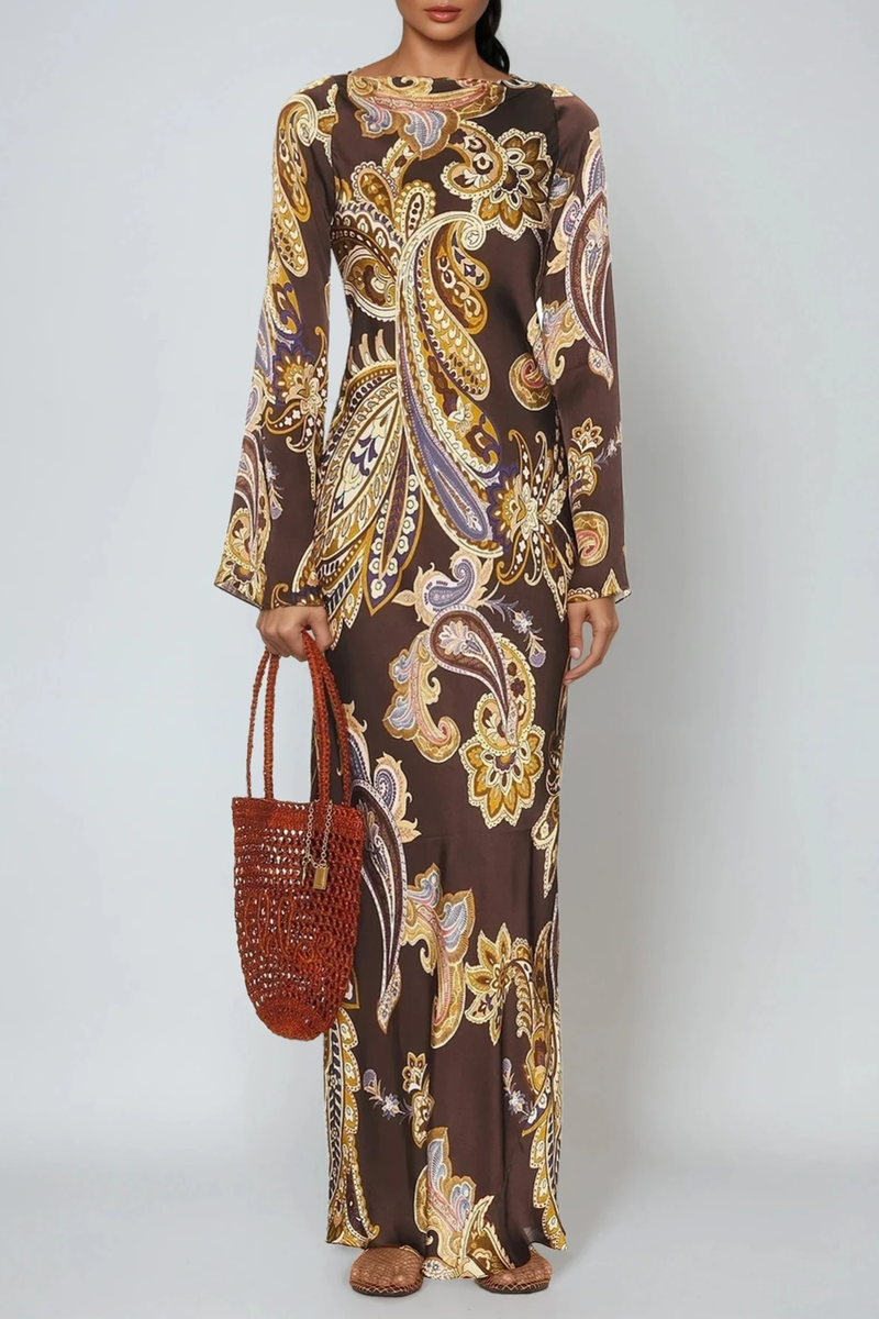 Classic Vintage Dress with a Flattering Fit