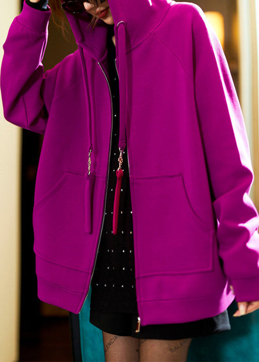Well Tailored Coat with a Graceful Silhouette