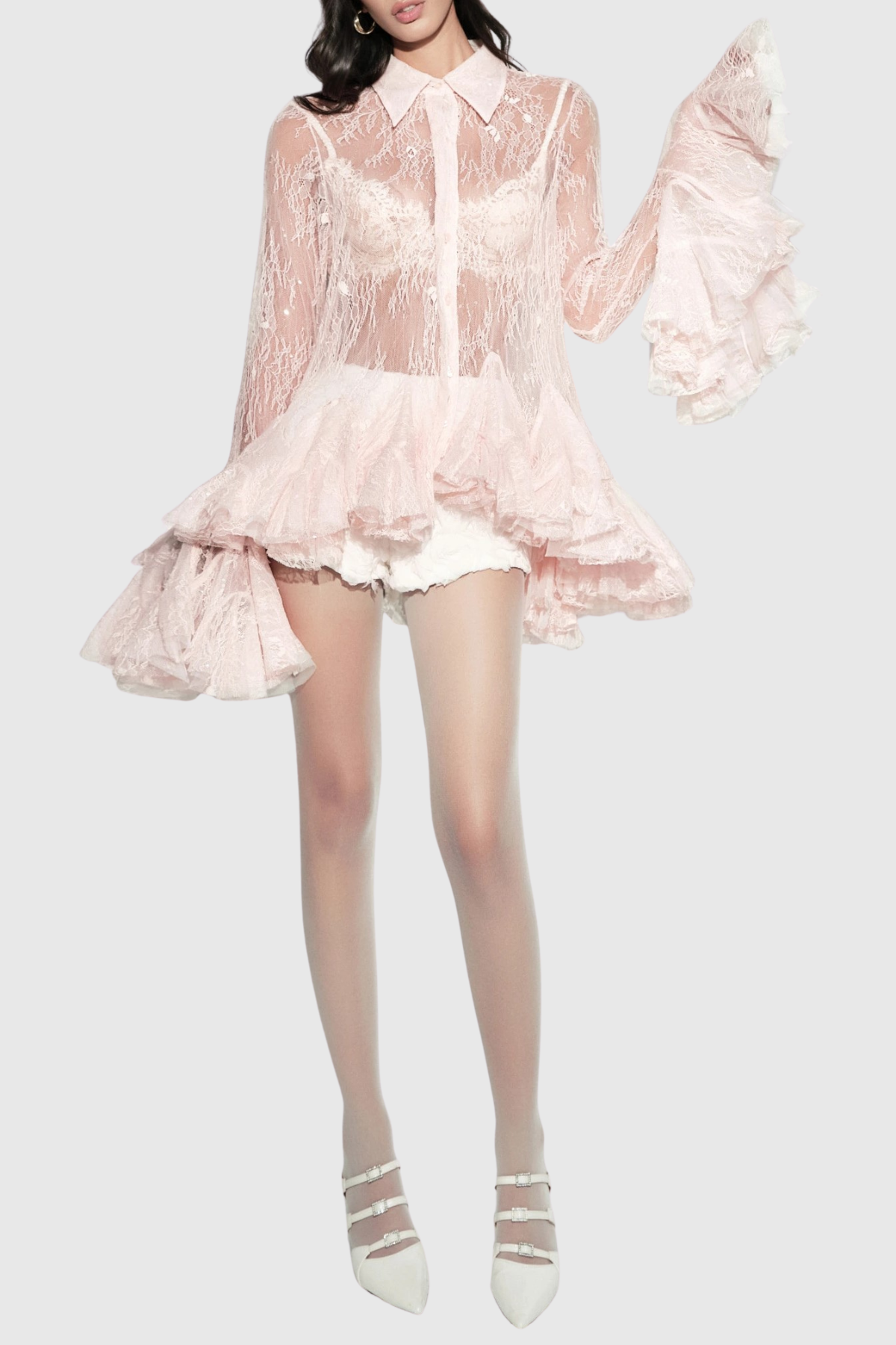 Beautifully Crafted Blouse in a Classic Style