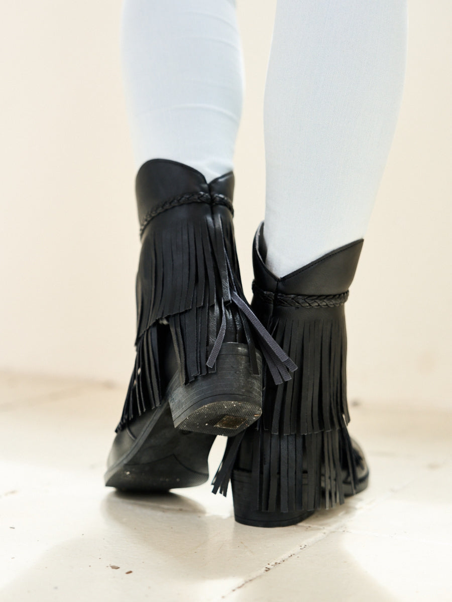 Beautifully Crafted Boots in a Classic Style