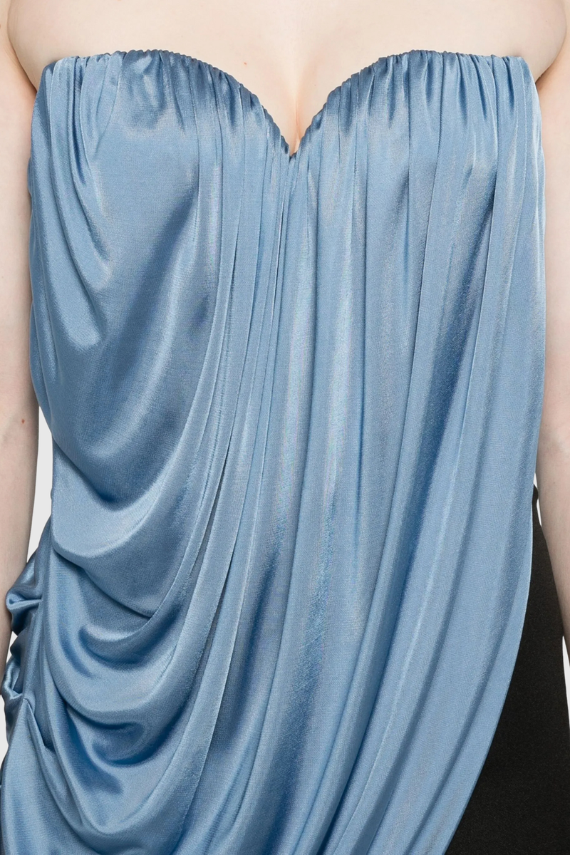Classic Vintage Top with a Flattering Fit