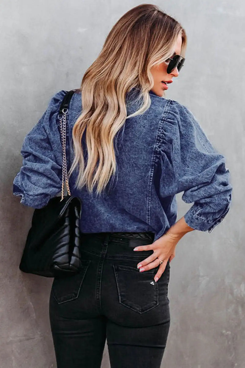 Elegantly Styled Jacket for Everyday Wear