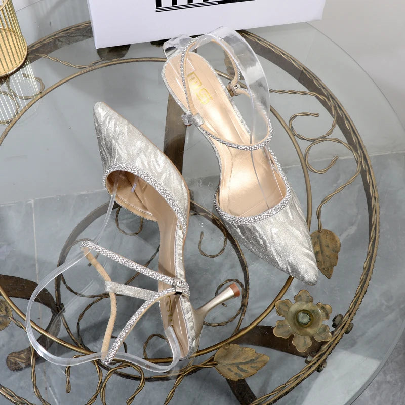 Classic Vintage Sandals with a Flattering Fit