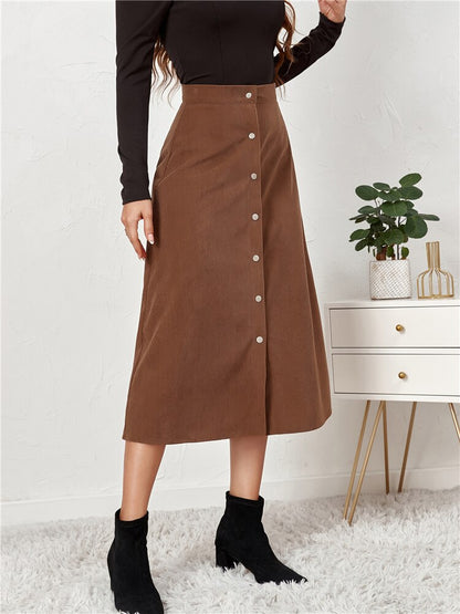 Effortlessly Elegant Garment with a Timeless Design