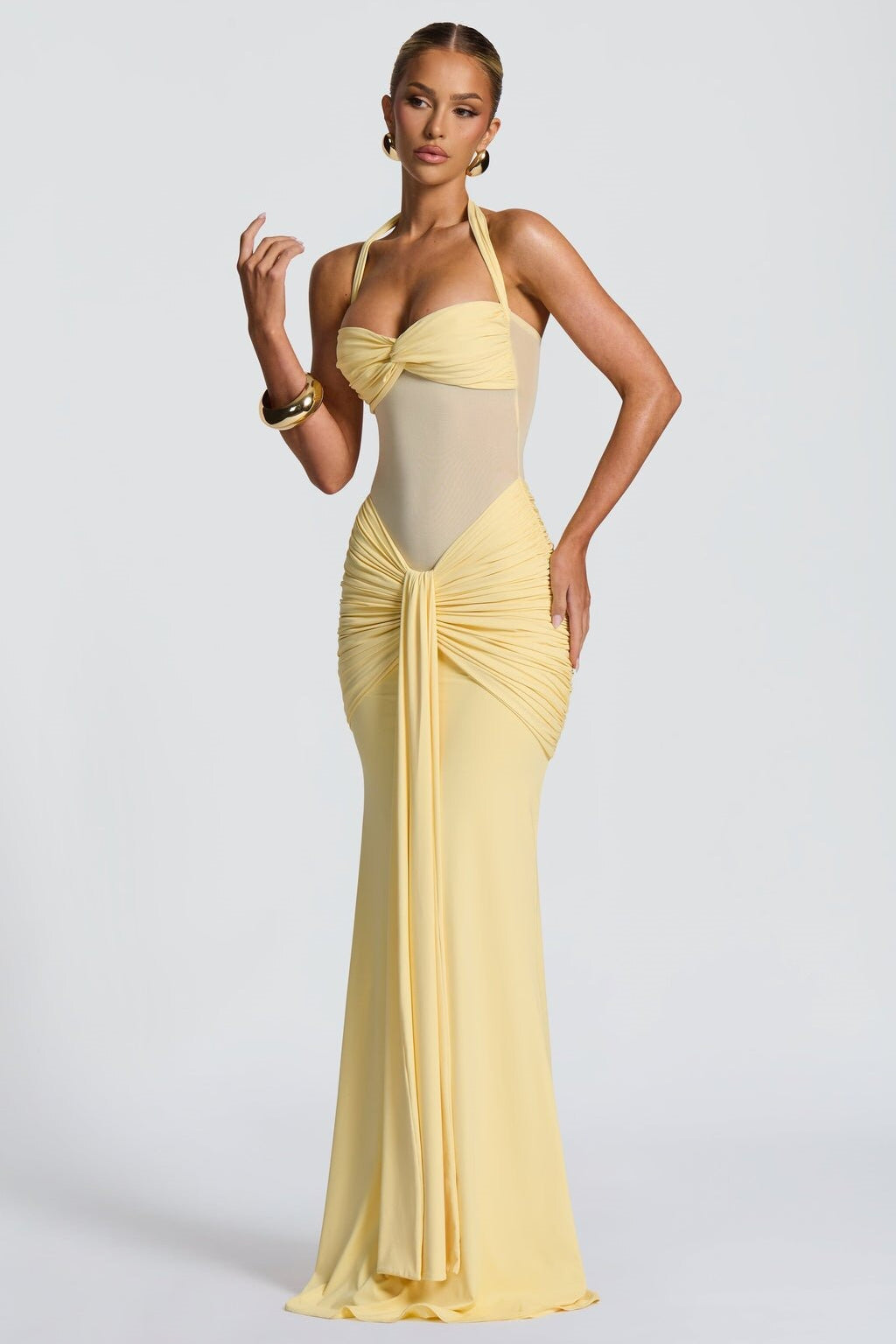 Gracefully Styled Dress for Any Occasion