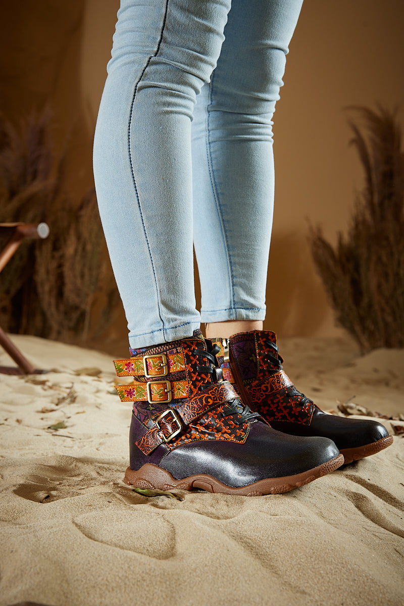 Beautifully Finished Boots in a Timeless Design