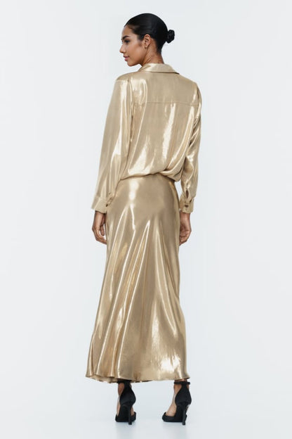 Beautifully Finished Garment in a Timeless Design