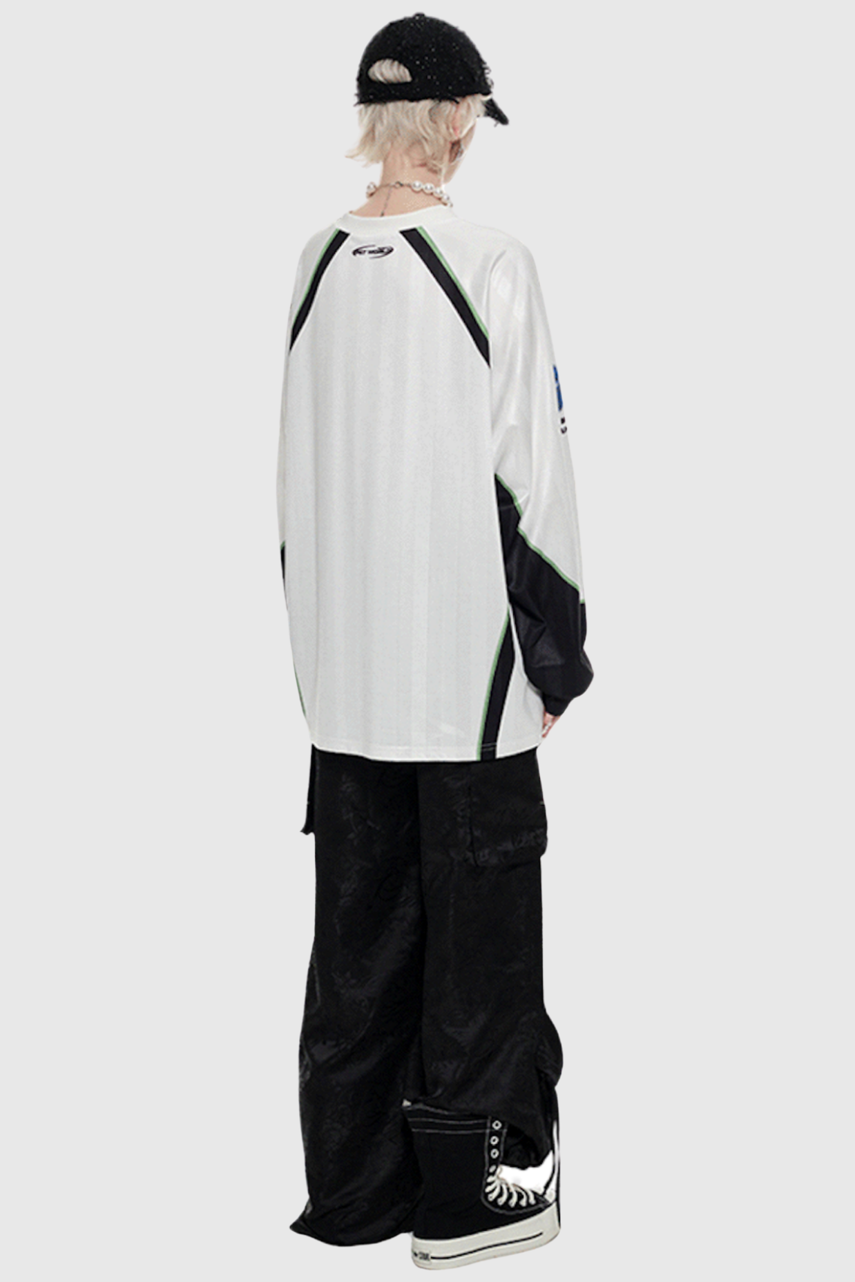Effortlessly Elegant Garment with a Timeless Design