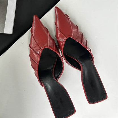 A Vintage Style Heels with Delicate Timeless Details