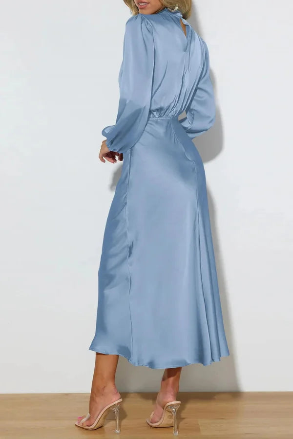 Well Tailored Garment with a Graceful Silhouette