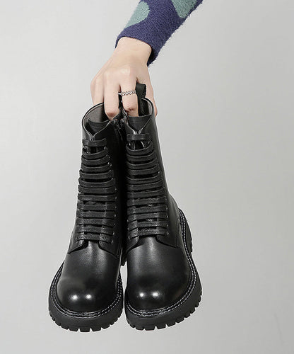 Beautifully Finished Boots in a Timeless Design