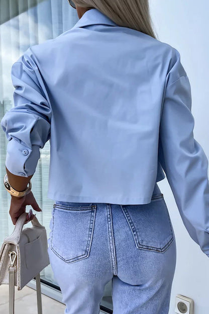 Well Tailored Blouse with a Graceful Silhouette