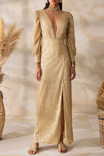 Well Tailored Garment with a Graceful Silhouette