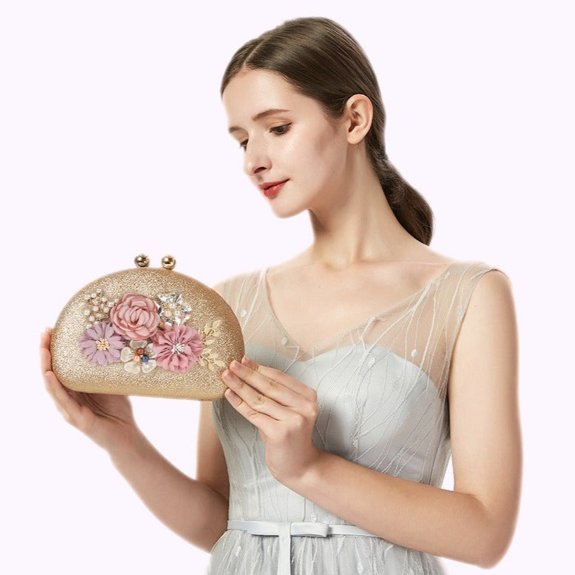 Polished Bag with an Effortless Classic Look