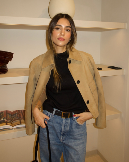 Well Tailored Jacket with a Graceful Silhouette