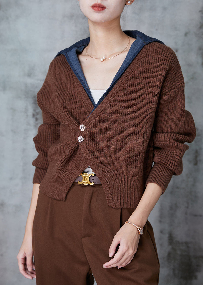 Classic Vintage Sweater with a Flattering Fit