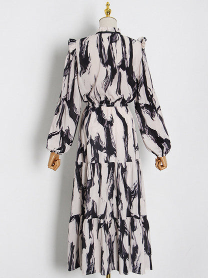 Sophisticated Dress with a Clean Classic Look