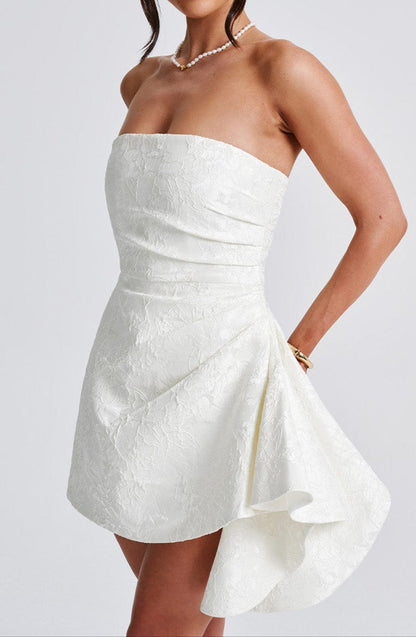 Classic Vintage Garment with a Flattering Fit