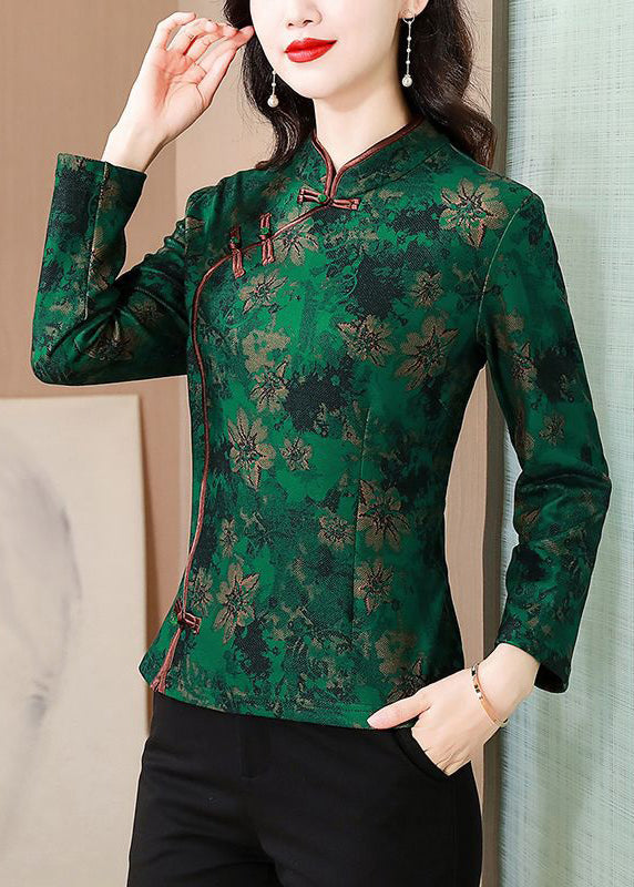 Sophisticated Shirt with a Clean Classic Look