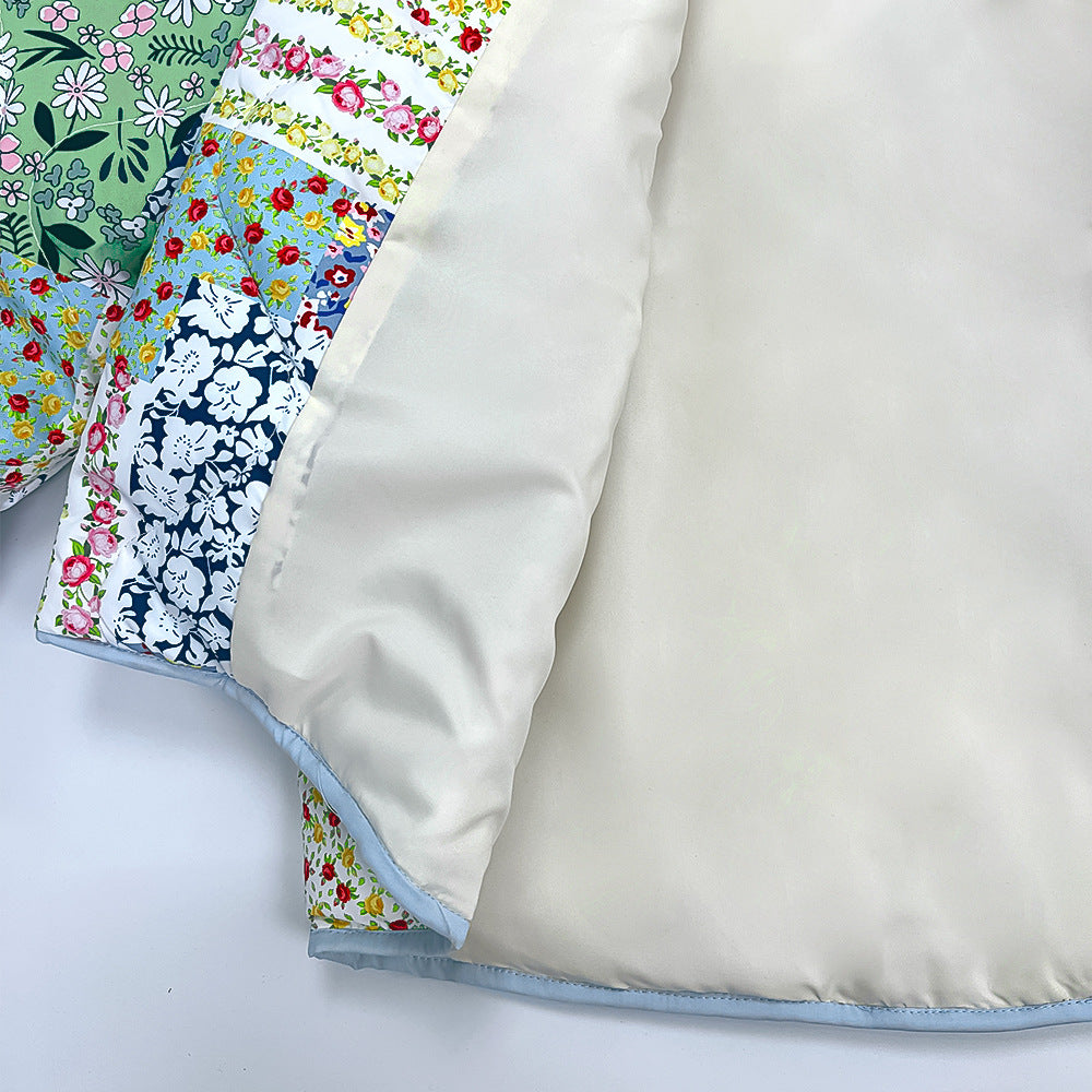 Effortlessly Elegant Jacket with a Timeless Design