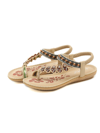 Well Tailored Sandals with a Graceful Silhouette