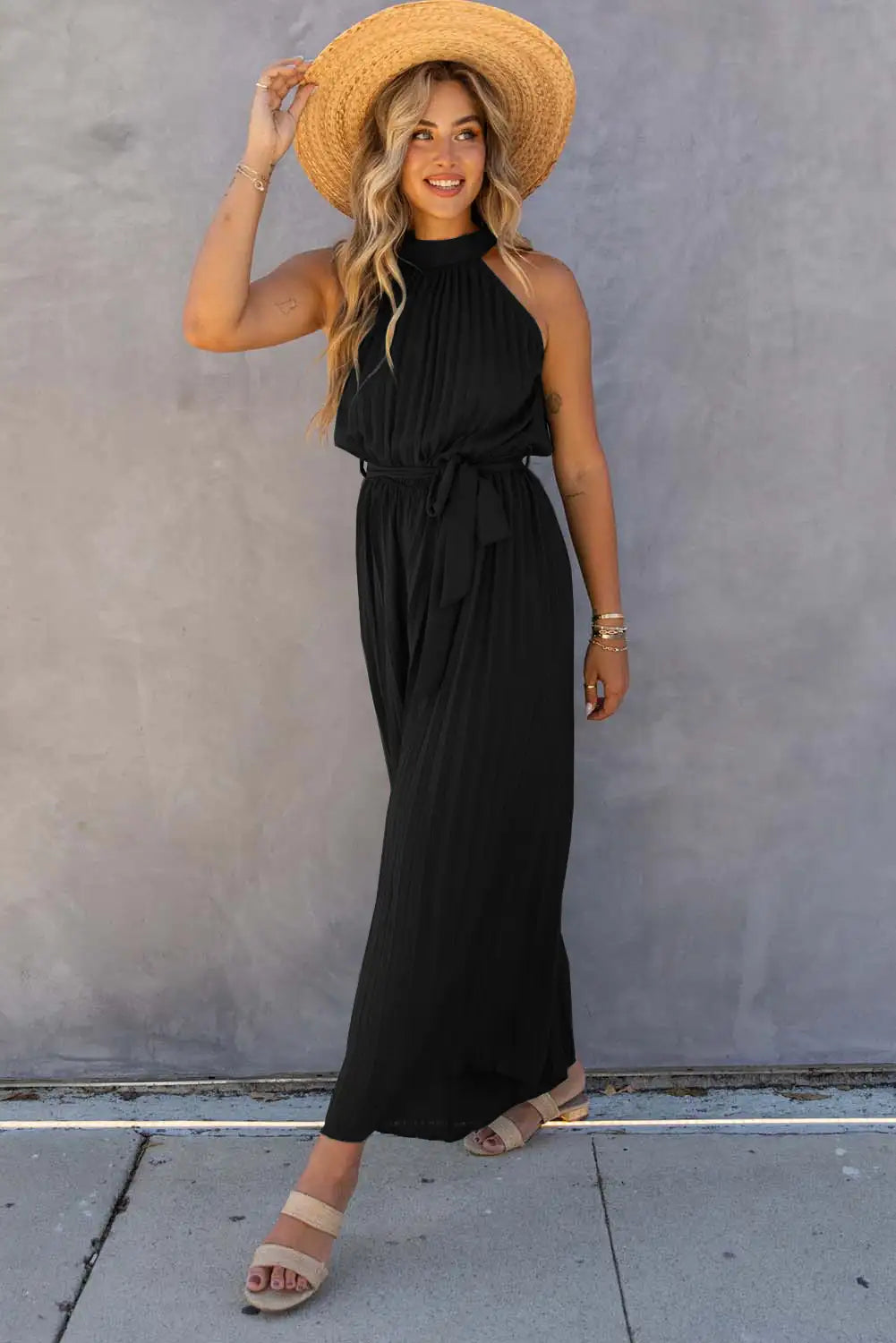 Sophisticated Garment with a Clean Classic Look