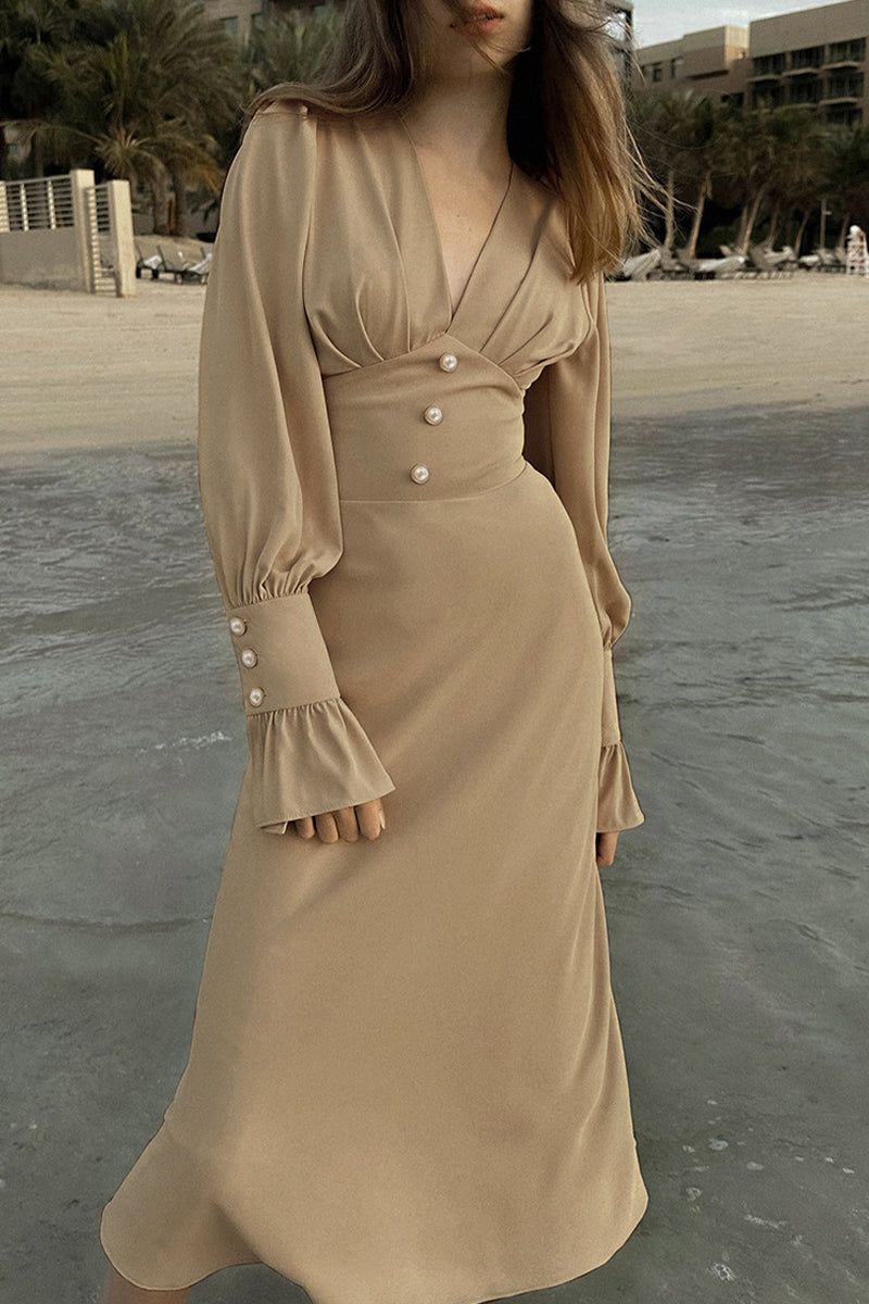 Classic Vintage & Enduringly Stylish Dress