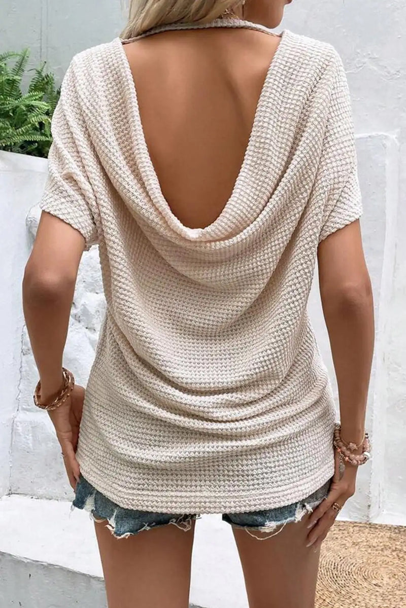 Effortlessly Elegant Garment with a Timeless Design
