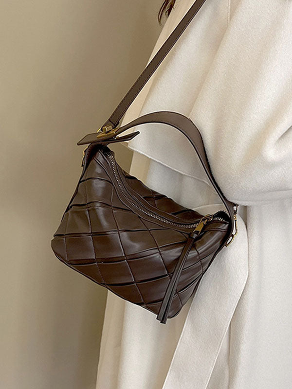 Classic Vintage Bag with a Flattering Fit