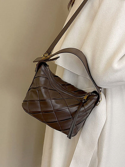 Classic Vintage Bag with a Flattering Fit