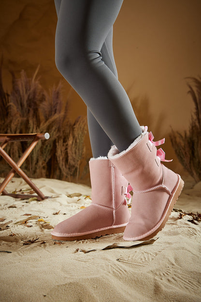 Polished Boots with an Effortless Classic Look